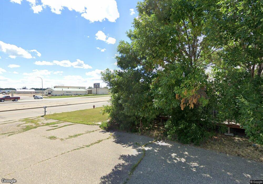 406 26th St W, Williston, ND 58801 - photo 1