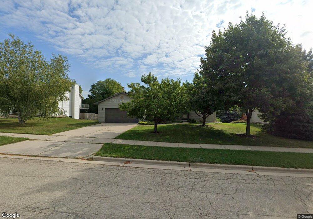 540 Oakwood Dr, Oregon, WI 53575 - photo 1