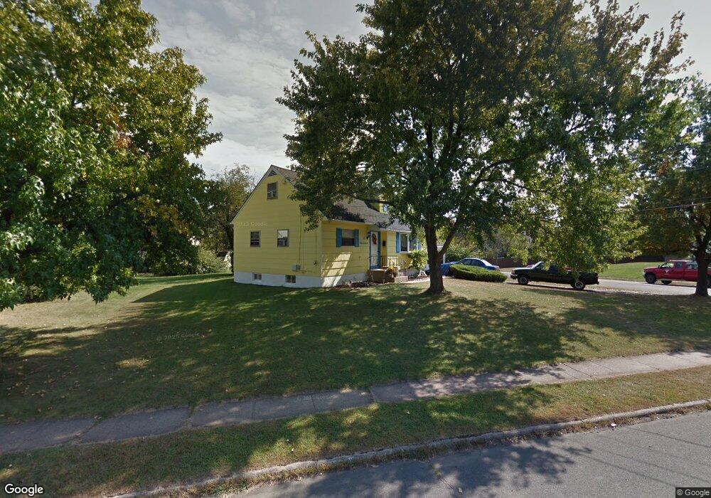 4 Markham Rd, Somerset, NJ 08873 - photo 1