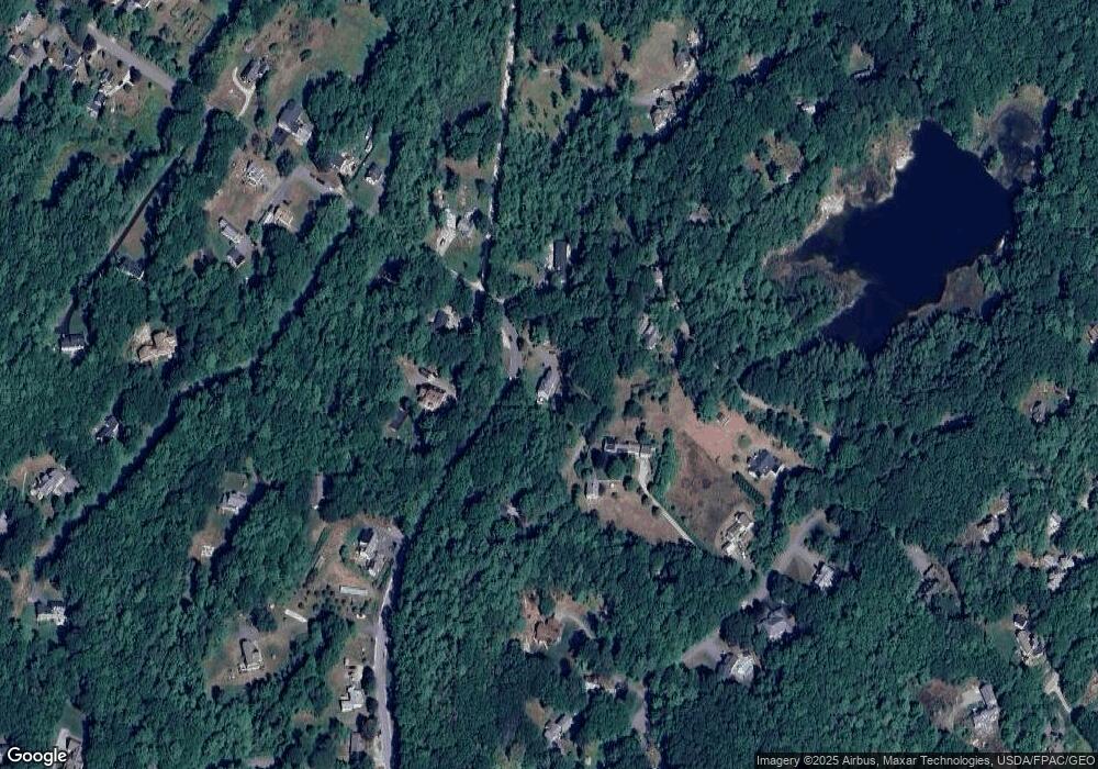 47 Pine St, Freeport, ME 04032 - photo 1