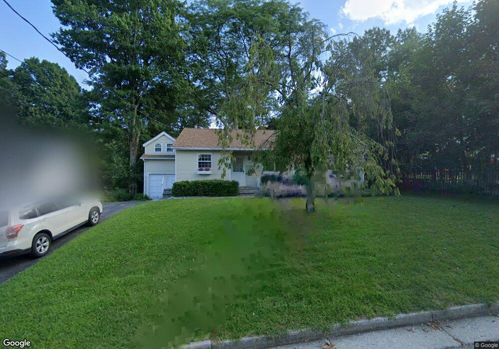 52 Barnes Rd, Tarrytown, NY 10591 - photo 1