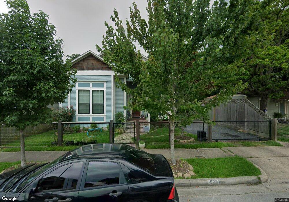 909 Walton St, Houston, TX 77009 - photo 1