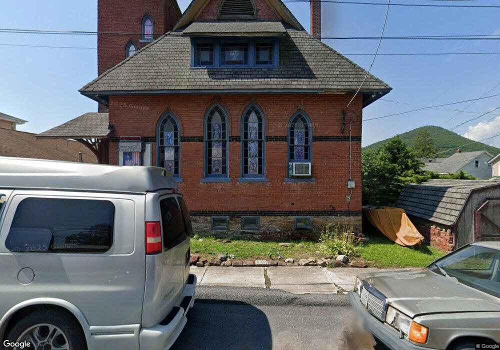 29 W 4th St, Jim Thorpe, PA 18229 - photo 1