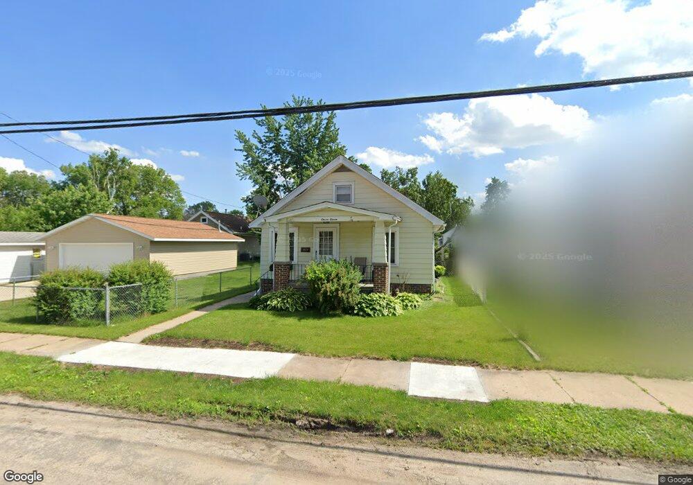 1111 I Ave NW, Cedar Rapids, IA 52405 - photo 1