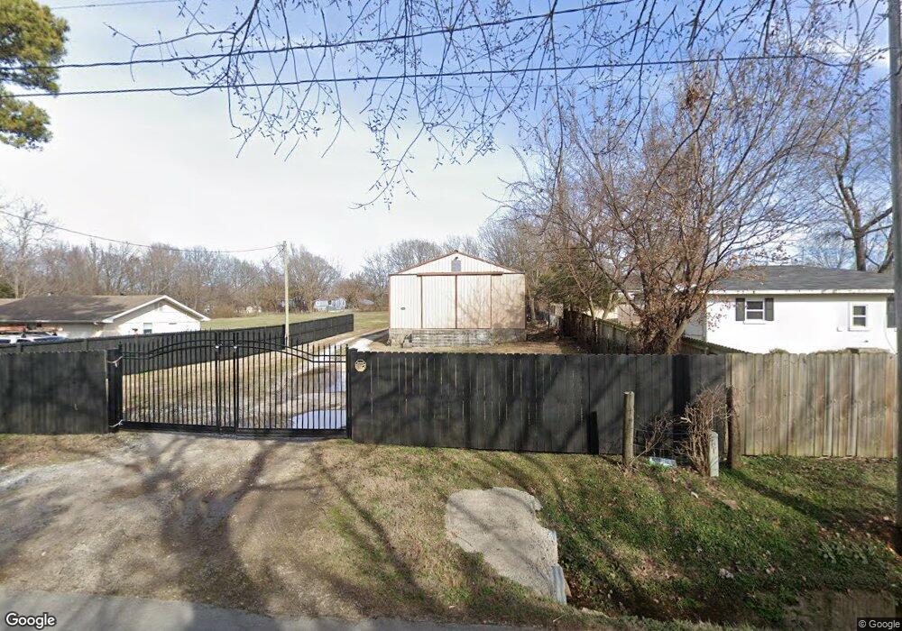 3861 N Oak St, Bethel Heights, AR 72764 - photo 1