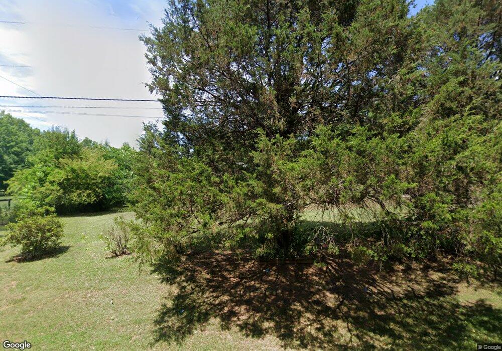 1541 Standing Rock Rd, Senoia, GA 30276 - photo 1