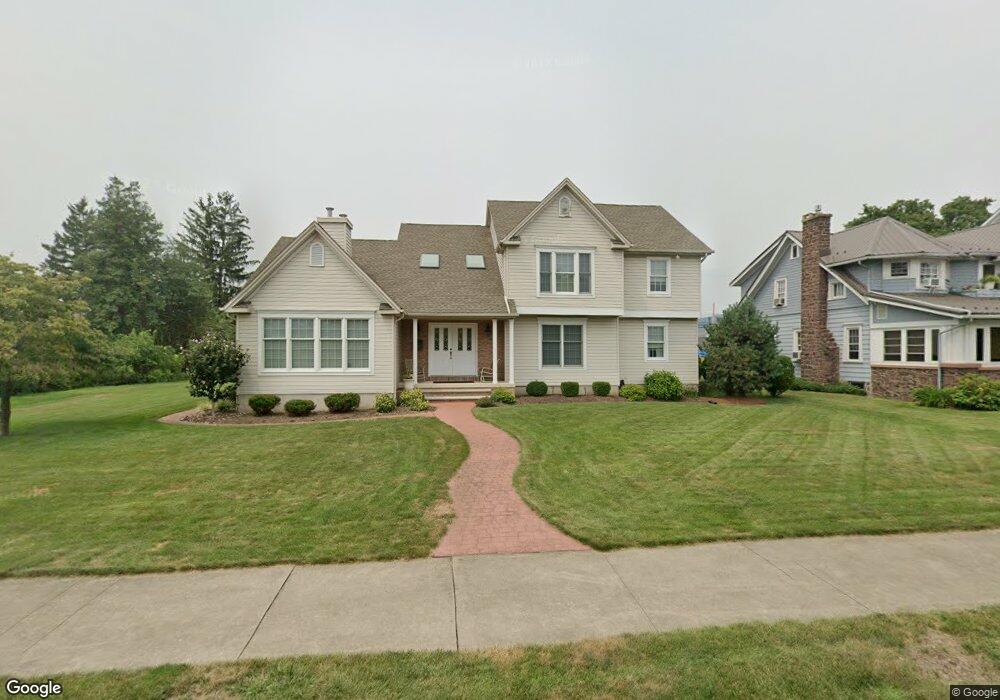 615 E Front St, Berwick, PA 18603 - photo 1