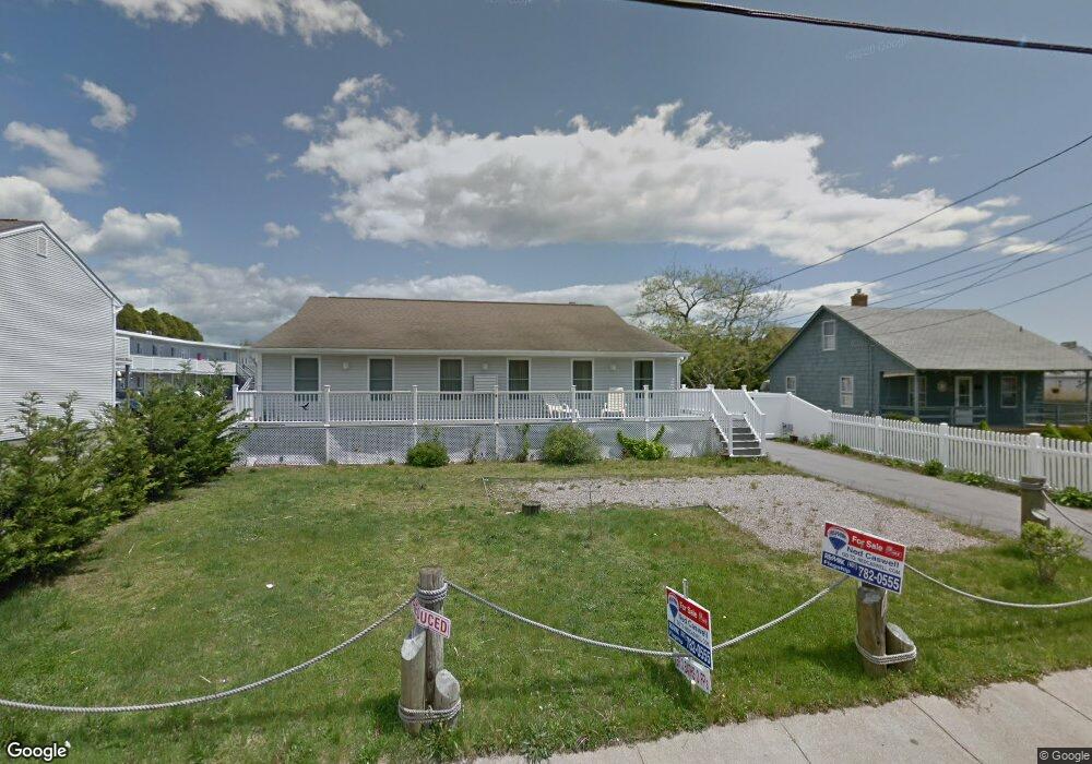 51 Winnapaug Rd unit 2, Westerly, RI 02891 - photo 1