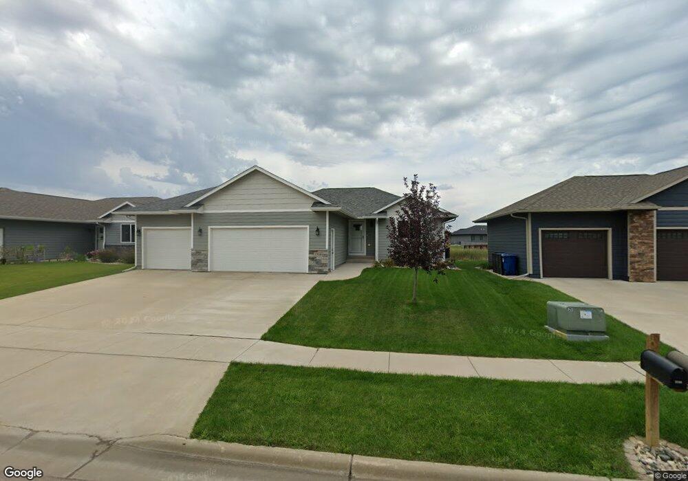 3708 E Brewster St, Sioux Falls, SD 57108 - photo 1