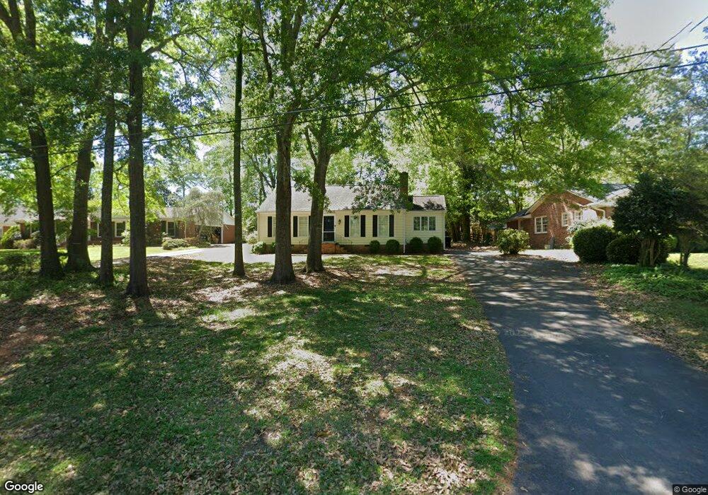 228 Harrell Cir, Barnesville, GA 30204 - photo 1