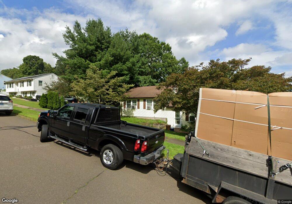 207 Cimarron Rd, Middletown, CT 06457 - photo 1