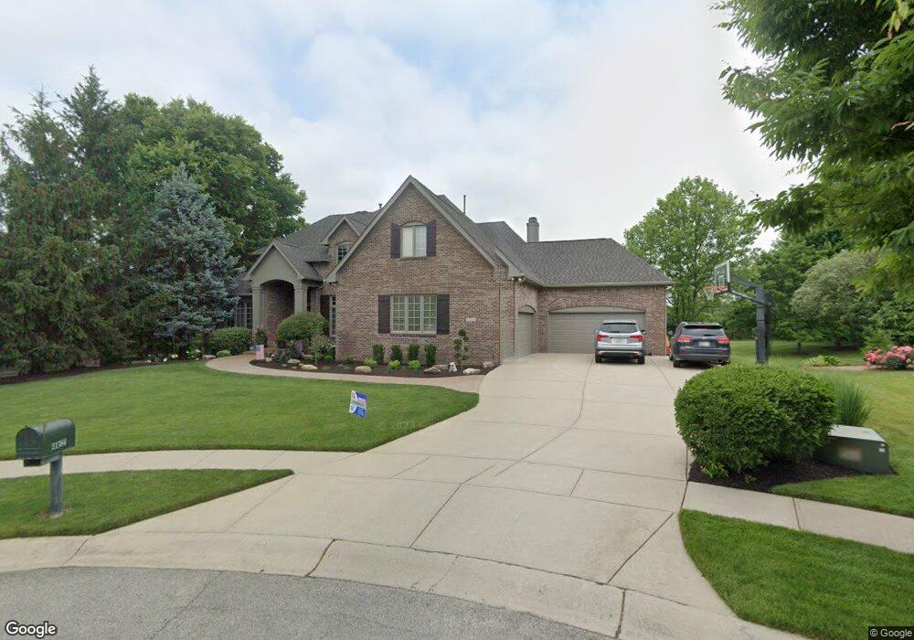 11384 Redwing Ct, Fishers, IN 46037 - photo 1