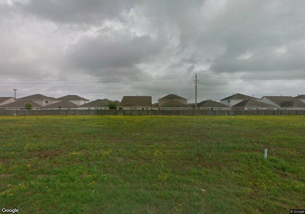 8819 Summerset Meadow Ct, Houston, TX 77075 - photo 1