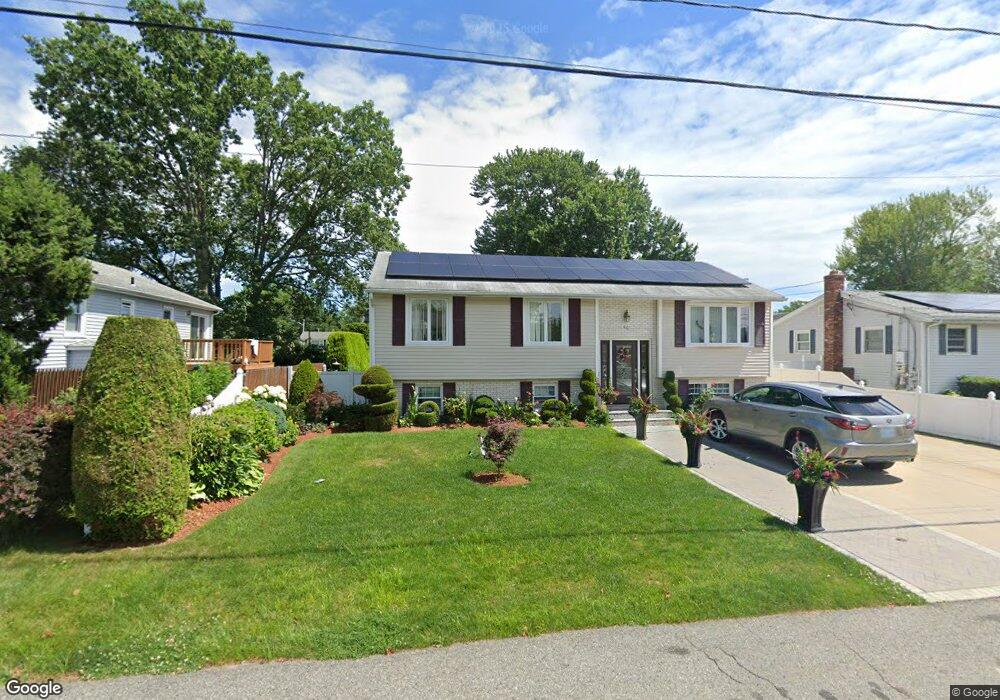 86 Pershing St, East Providence, RI 02914 - photo 1