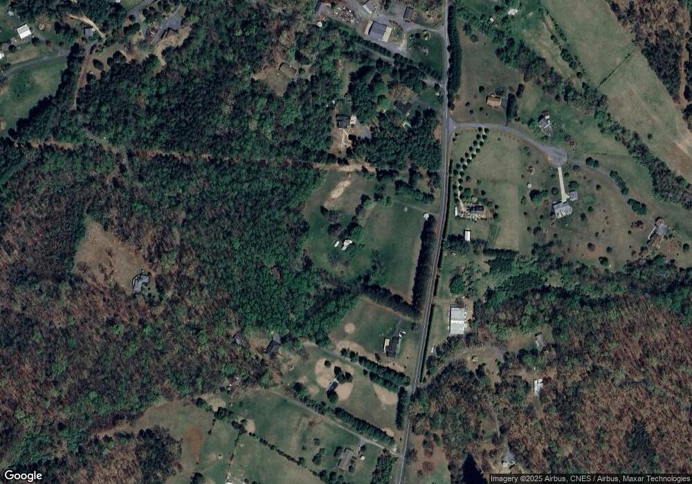 6142 Advance Mills Rd, Ruckersville, VA 22968 - photo 1