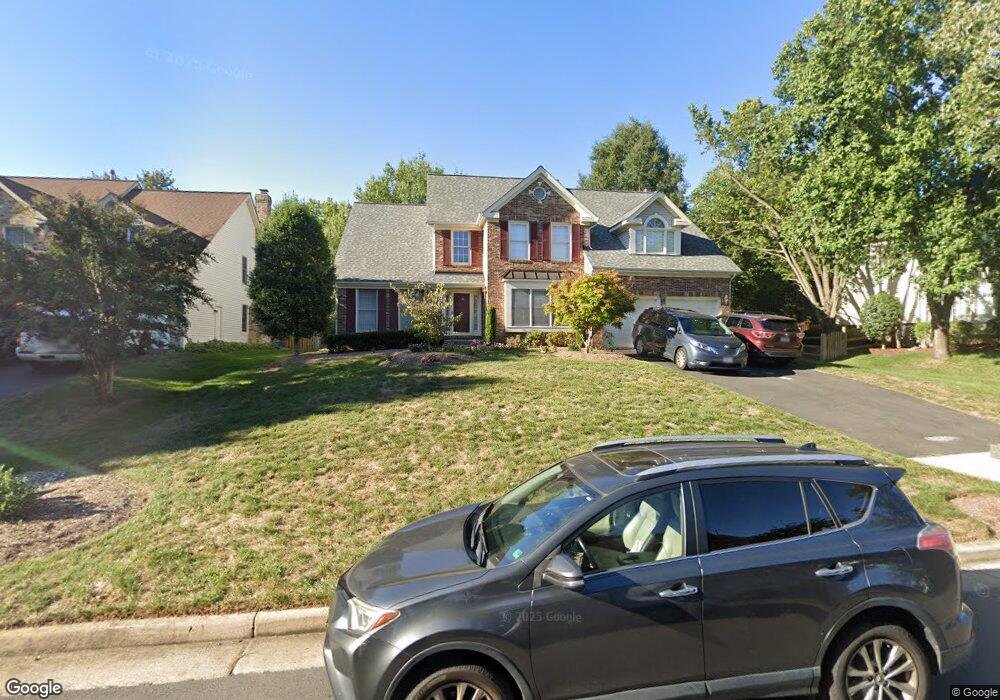 15422 Snowhill Ln, Centreville, VA 20120 - photo 1