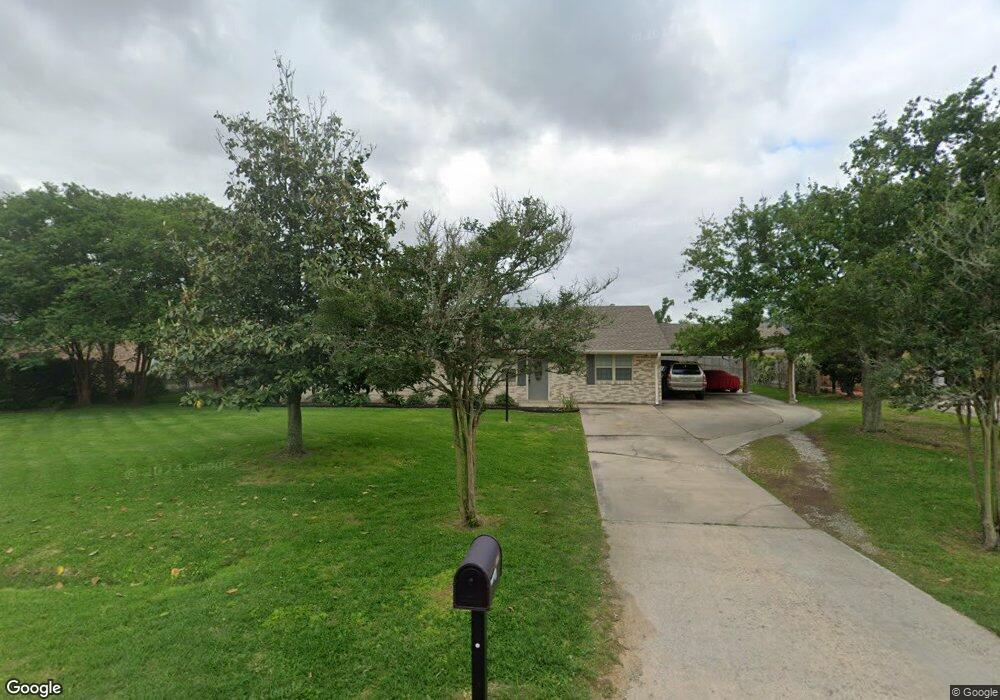 2727 Magnolia Ln, Lake Charles, LA 70605 - photo 1