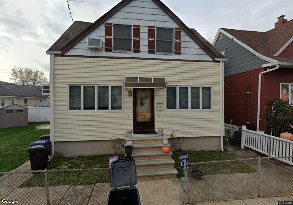 107 Aster Ct, Brooklyn, NY 11229 - photo 1