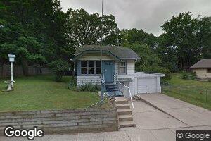 1128 Lathrop St, Lansing, MI 48912