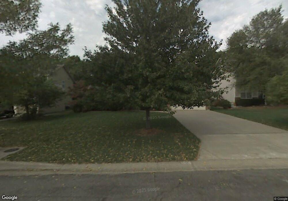 8426 Lakeview Ave, Lenexa, KS 66219 - photo 1