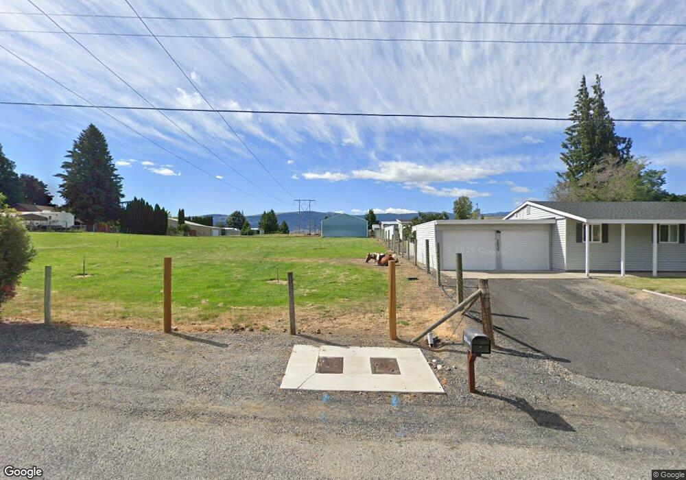 2040 1st St NE, East Wenatchee, WA 98802 - photo 1