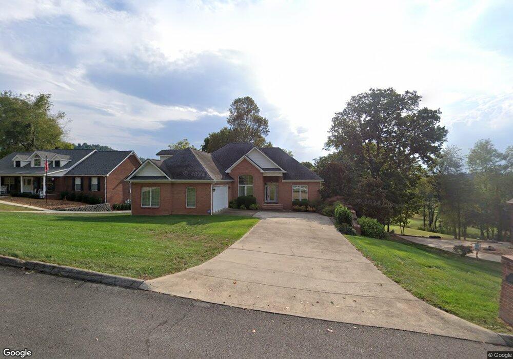 1603 N Plantation Dr, Cookeville, TN 38506 - photo 1