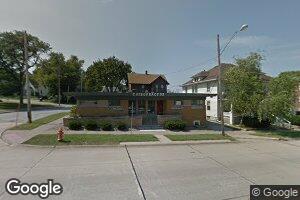 719 16th St, Moline, IL 61265