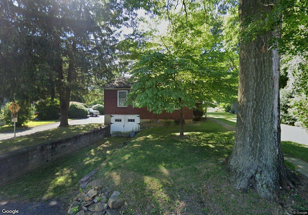 4256 E Texas Rd, Allentown, PA 18103 - photo 1