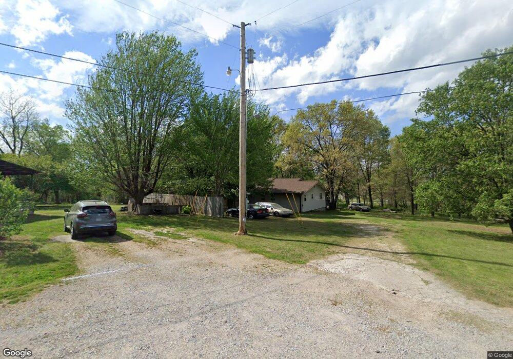 255 Foxcroft Cir, Watts, OK 74964 - photo 1