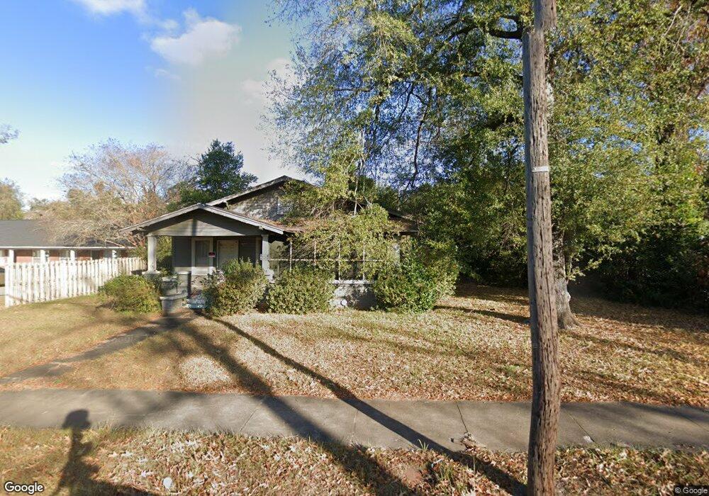 927 S West St, Bainbridge, GA 39819 - photo 1