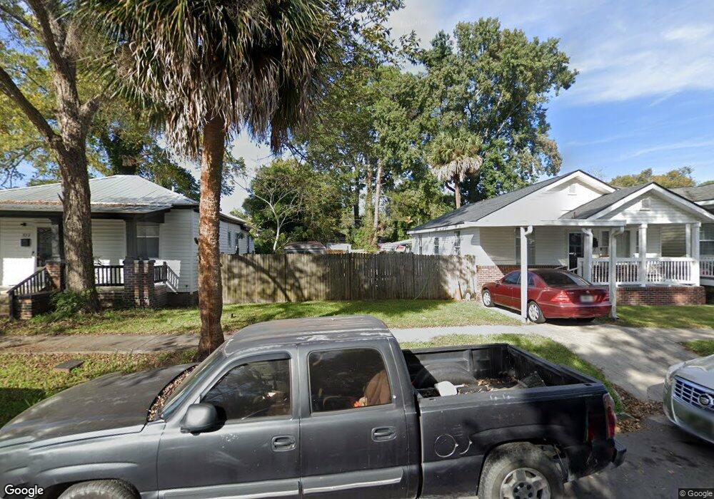 828 W 44th St, Savannah, GA 31405 - photo 1