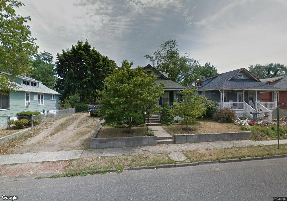 824 E Brown St, Gloucester City, NJ 08030 - photo 1