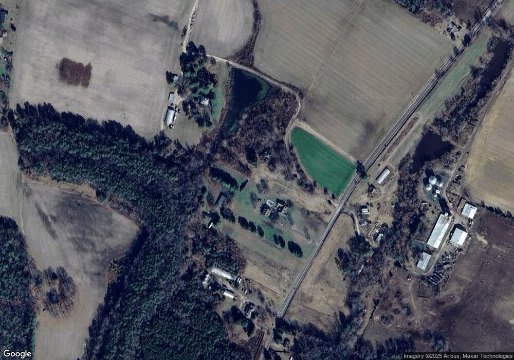 533 Bowie Rd, Colonial Beach, VA 22443 - photo 1