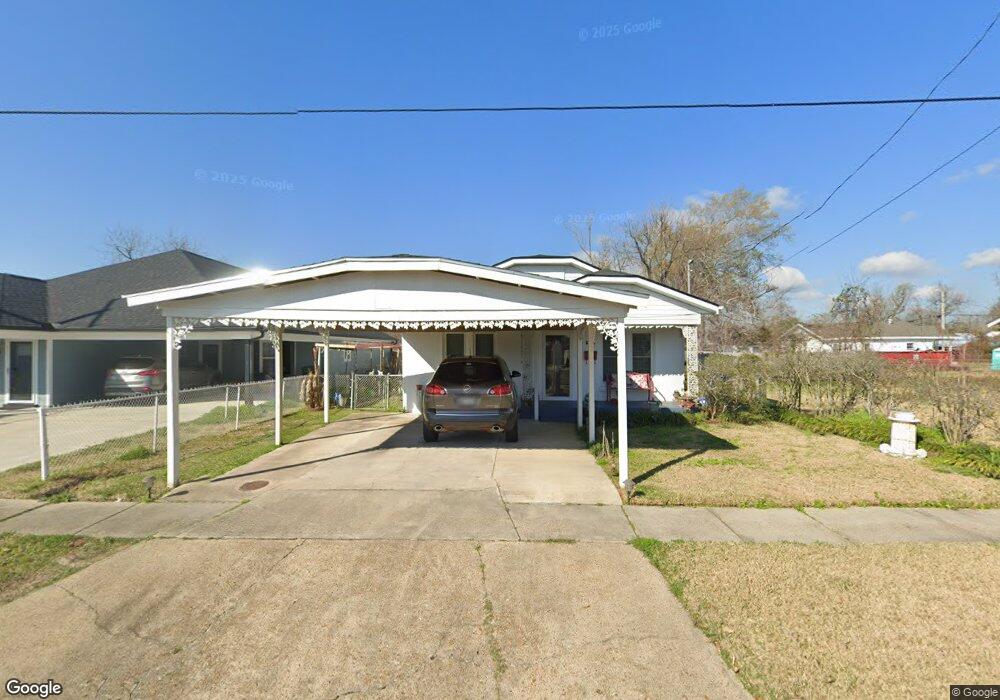 521 N Goos Blvd, Lake Charles, LA 70601 - photo 1