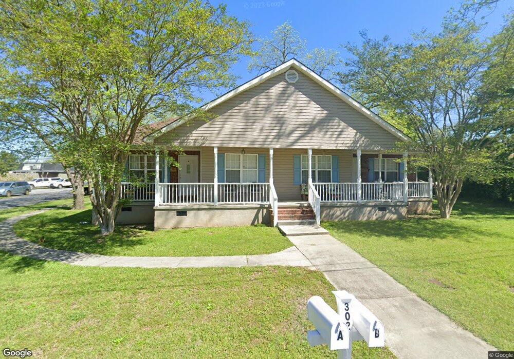 302 Taylor St unit B, Barnesville, GA 30204 - photo 1