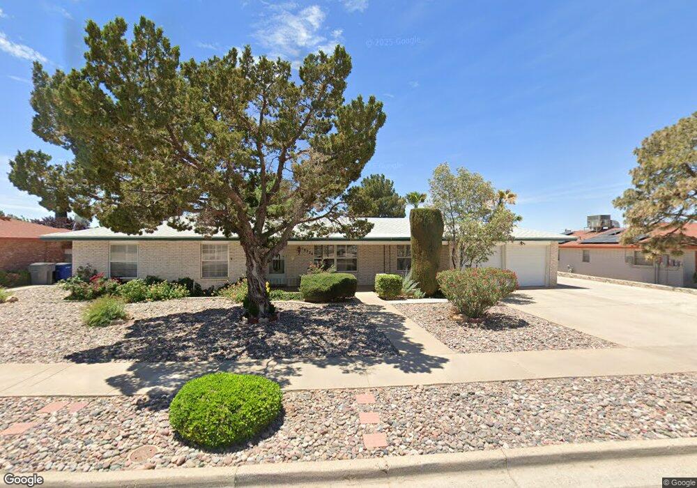 10224 Woodway Dr, El Paso, TX 79925 - photo 1