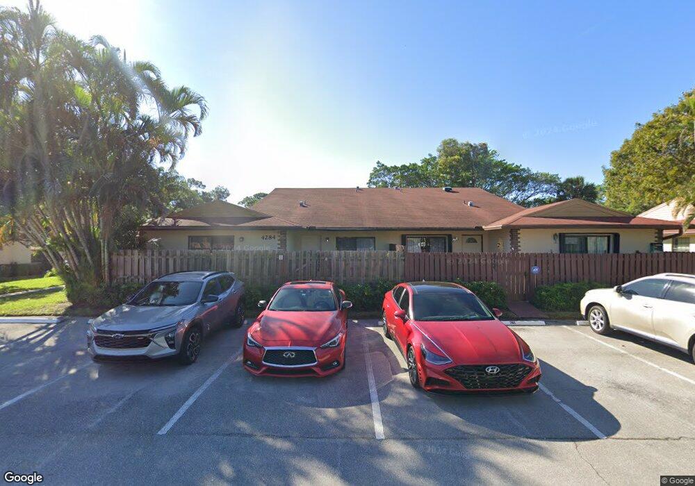 4284 Woodstock Dr unit A, West Palm Beach, FL 33409 - photo 1