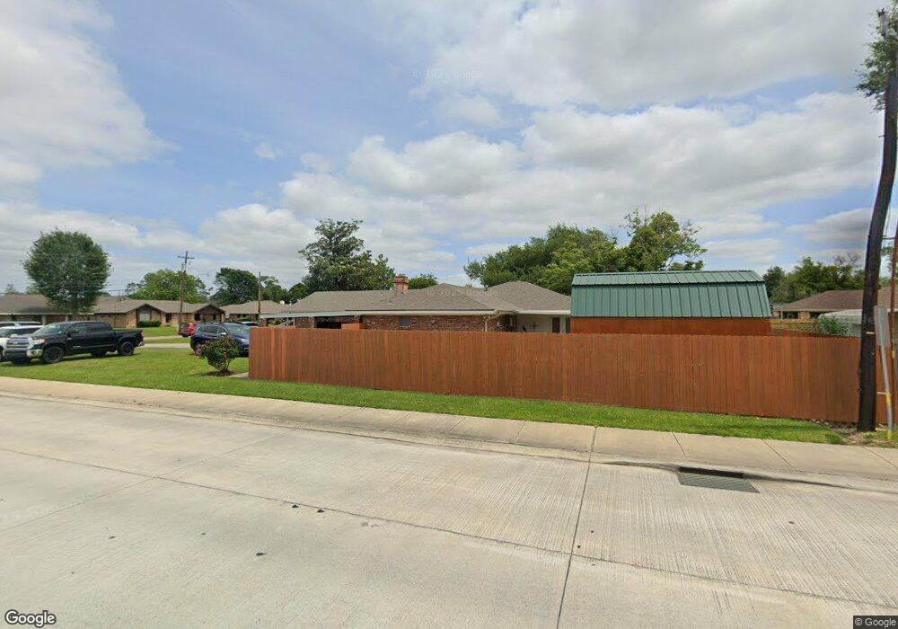 1411 Jefferson Dr, Lake Charles, LA 70605 - photo 1