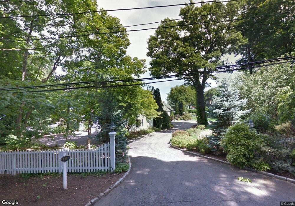 12 Soundside Ln, Glen Cove, NY 11542 - photo 1