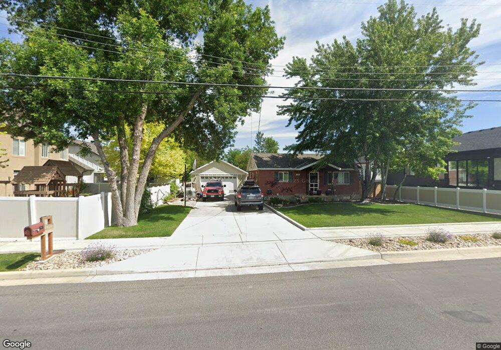 569 E 8400 S, Sandy, UT 84070 - photo 1