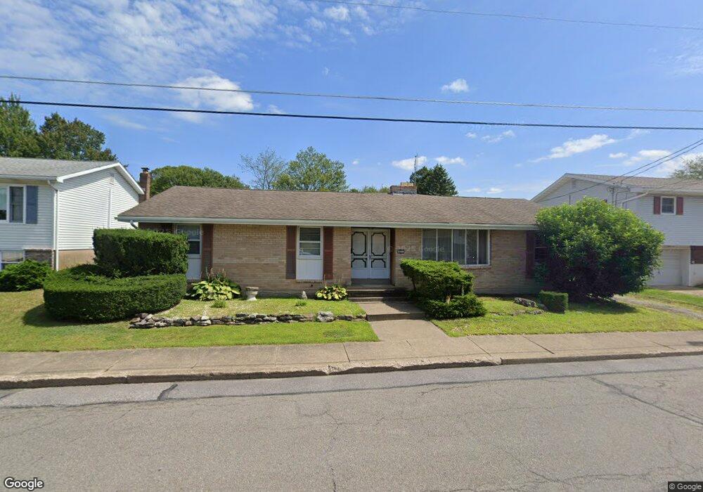 907 Mckinley St, Hazleton, PA 18202 - photo 1
