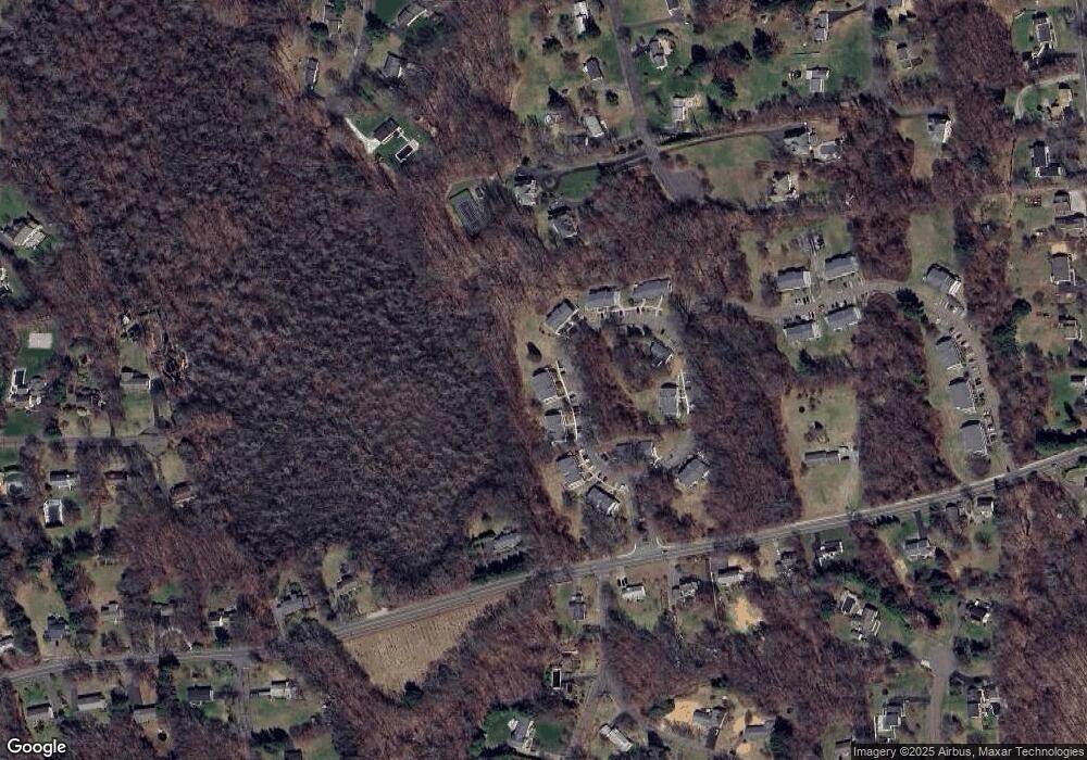 47 Hidden Knolls Cir unit 47, Monroe, CT 06468 - photo 1