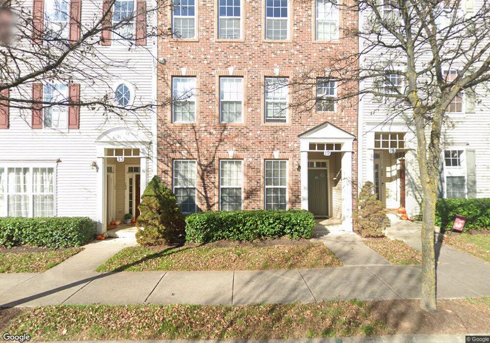 19 Swanton Ln unit 100, Gaithersburg, MD 20878 - photo 1