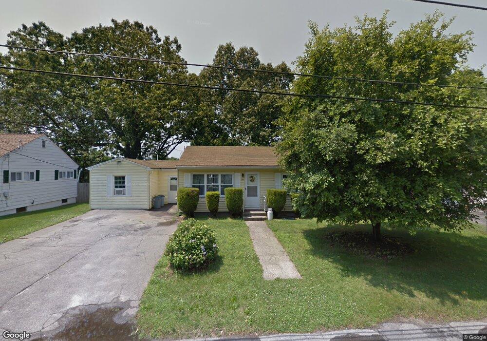 100 Duchess Rd, Cumberland, RI 02864 - photo 1