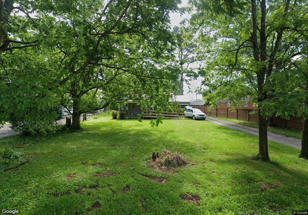 919 Adams Dr, Shelbyville, TN 37160 - photo 1