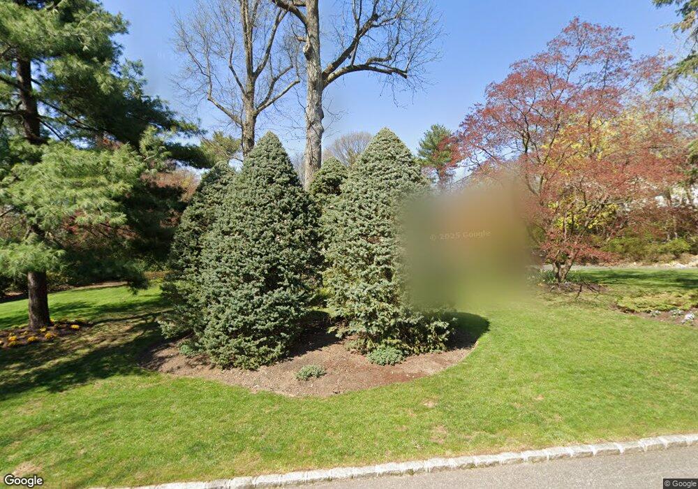 3 Bridle Path E, Port Washington, NY 11050 - photo 1