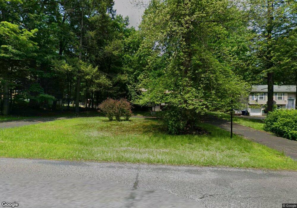 1325 Pocono Mountain Lake Dr, Bushkill, PA 18324 - photo 1