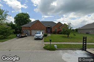126 Oak Meadow Dr, Berea, KY 40403