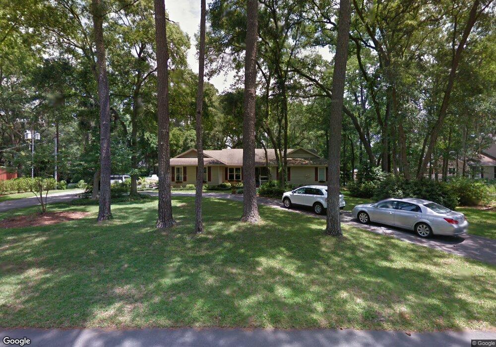 107 Commodore Dr, Savannah, GA 31410 - photo 1