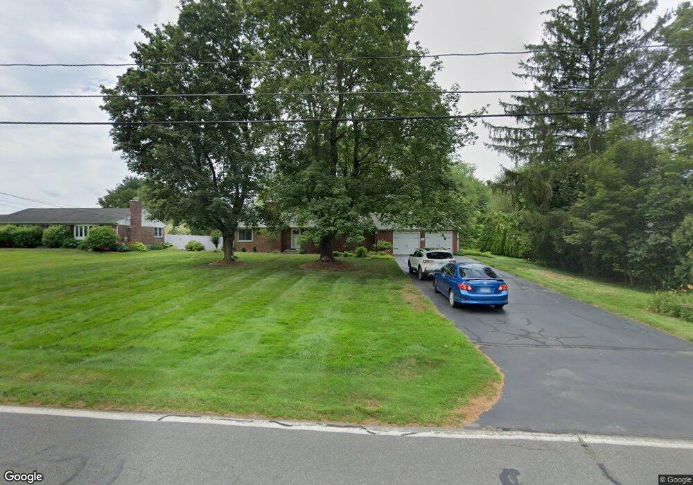 111 Remington St, Suffield, CT 06078 - photo 1